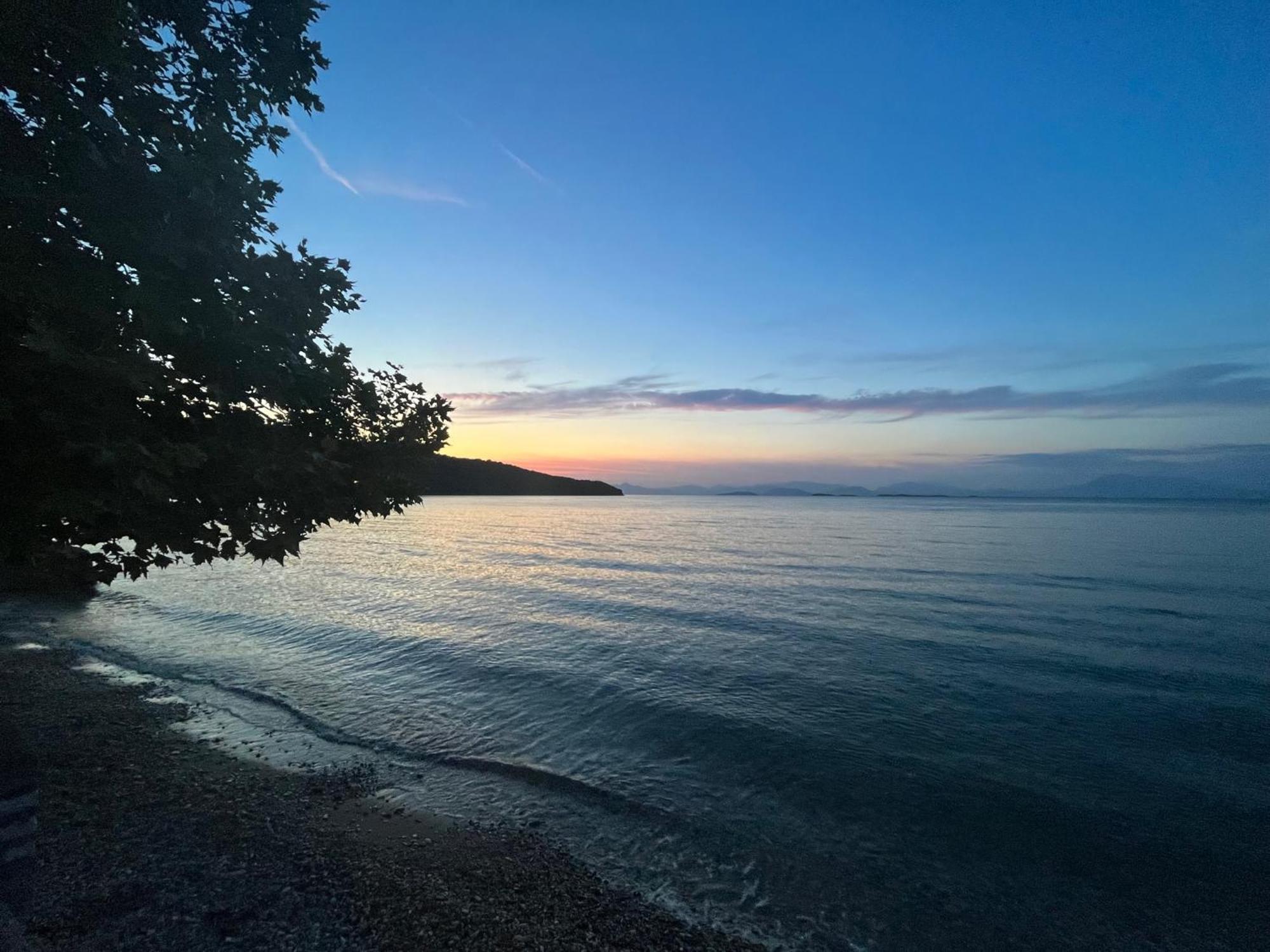 Manna Gea Glamping Domes Ξενοδοχείο Βόνιτσα Εξωτερικό φωτογραφία
