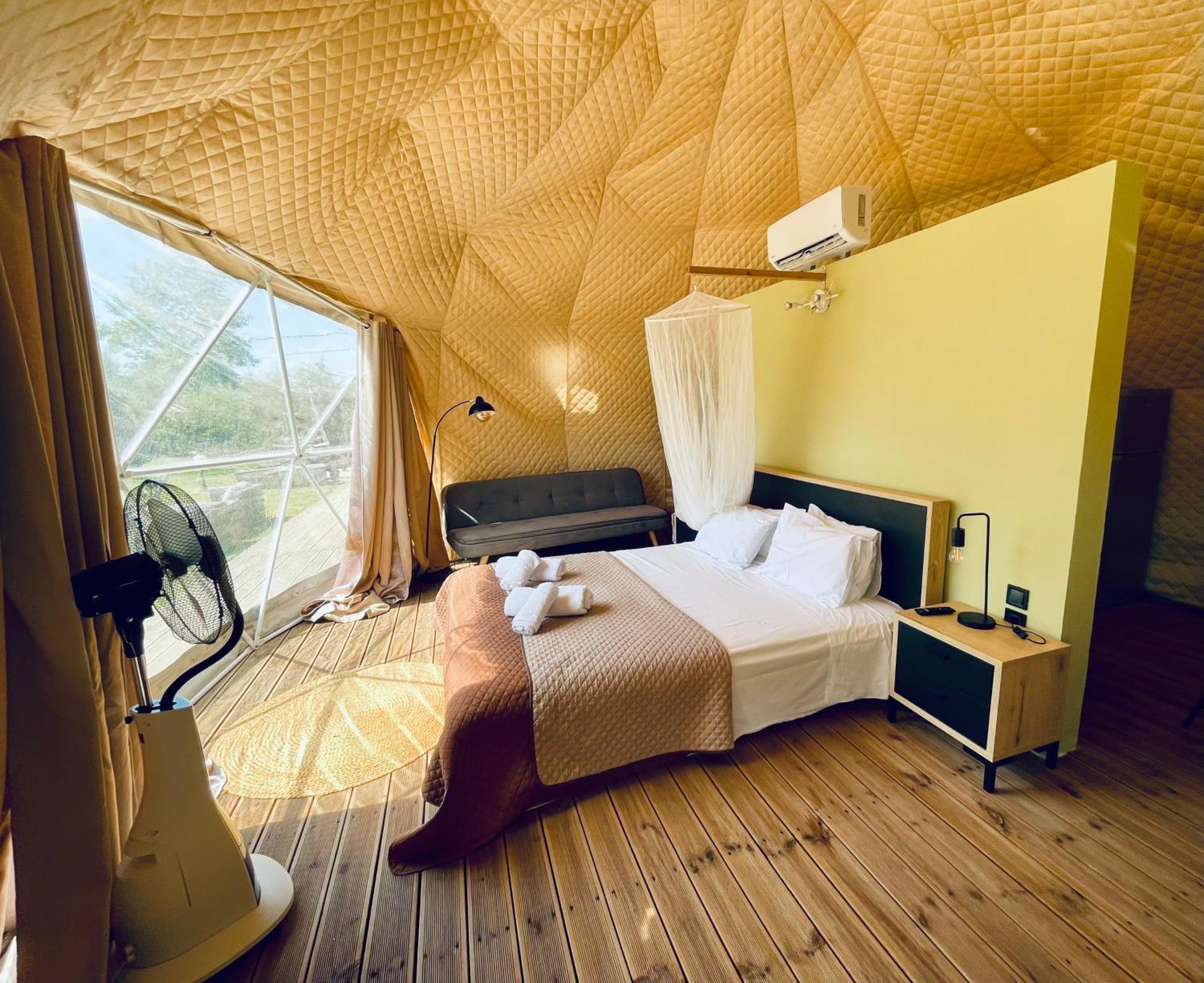 Manna Gea Glamping Domes Ξενοδοχείο Βόνιτσα Εξωτερικό φωτογραφία